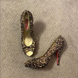 Betsey Johnson animal print heels